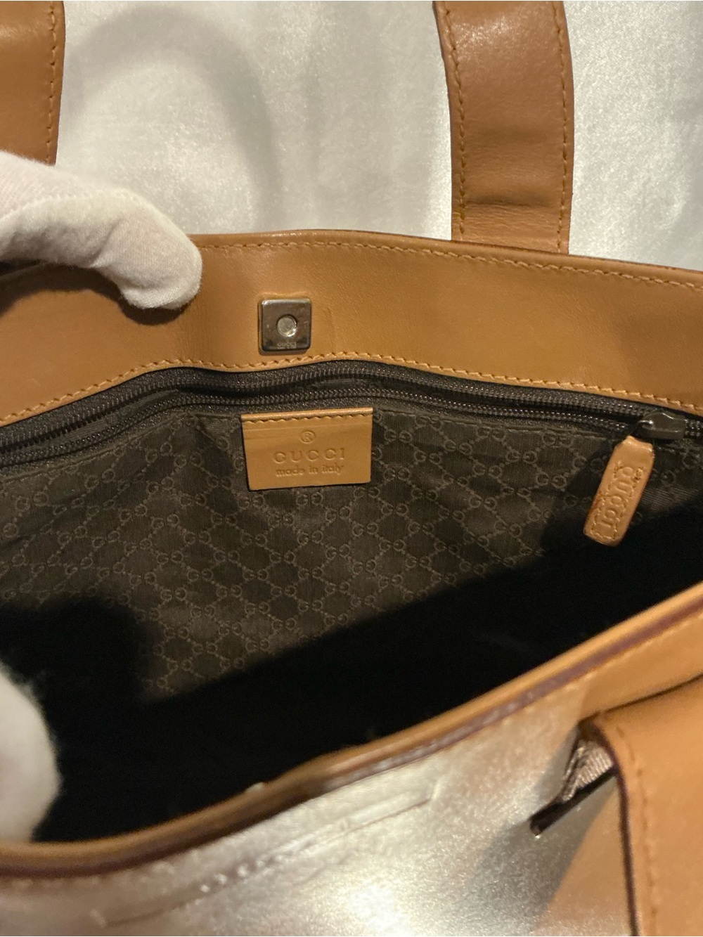 Preloved Gucci Brown Leather Tote with Striped Web Handles - Picture 5 of 8